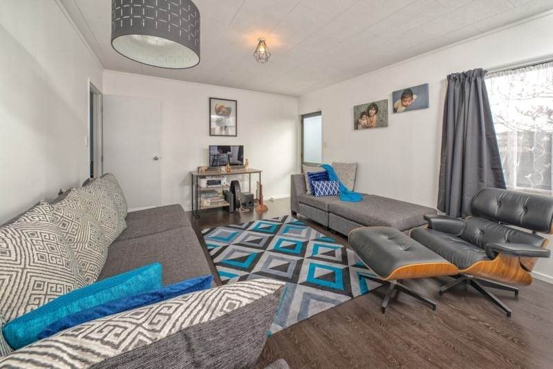 43 Limond Street, Randwick Park, Auckland - Carousel 2