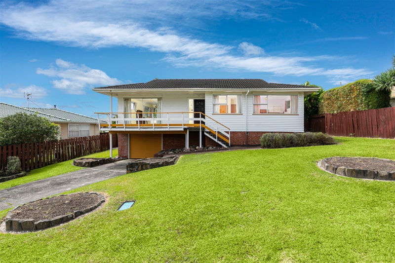 6 Uppingham Crescent, Hillcrest, Auckland - Carousel 1