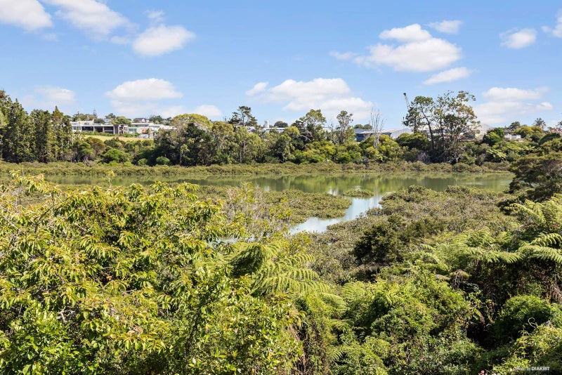 16 Kiernan Place, Kelston, Auckland - Carousel 2