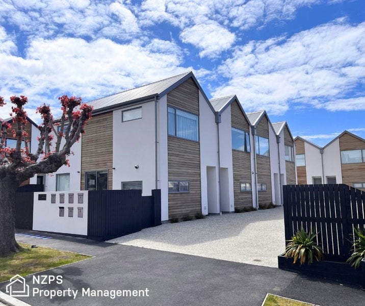 13 Charcot Court, Caversham, Dunedin - Carousel 1