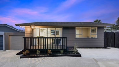 1/46 Zita Maria Drive, Massey, Auckland - Carousel 1