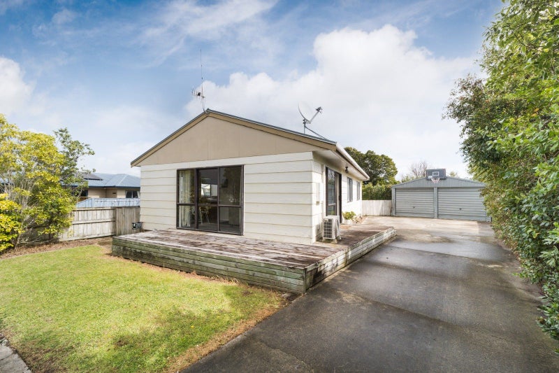 99 Hillcrest Drive, Kelvin Grove, Palmerston North - Carousel 20