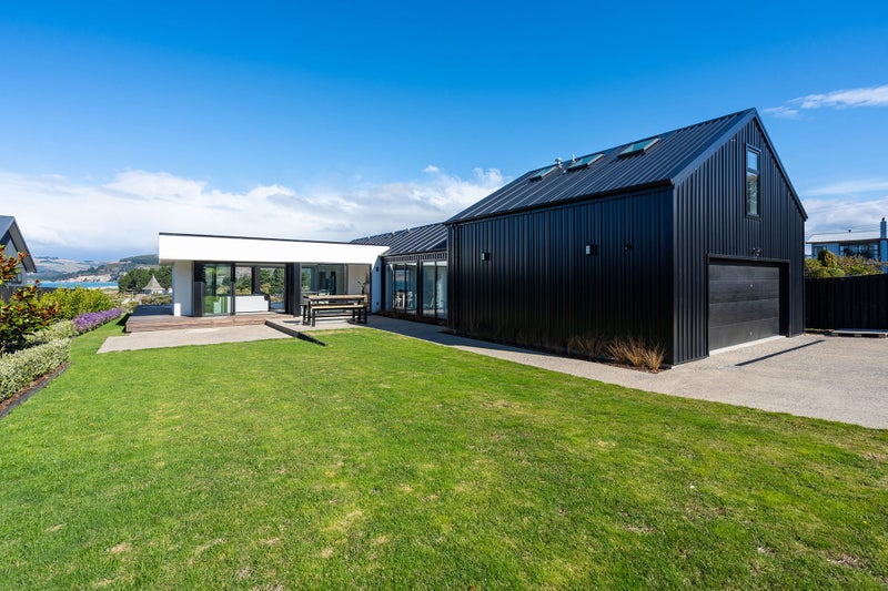 4 Okahau Terrace, Warrington, Waikouaiti - Carousel 1