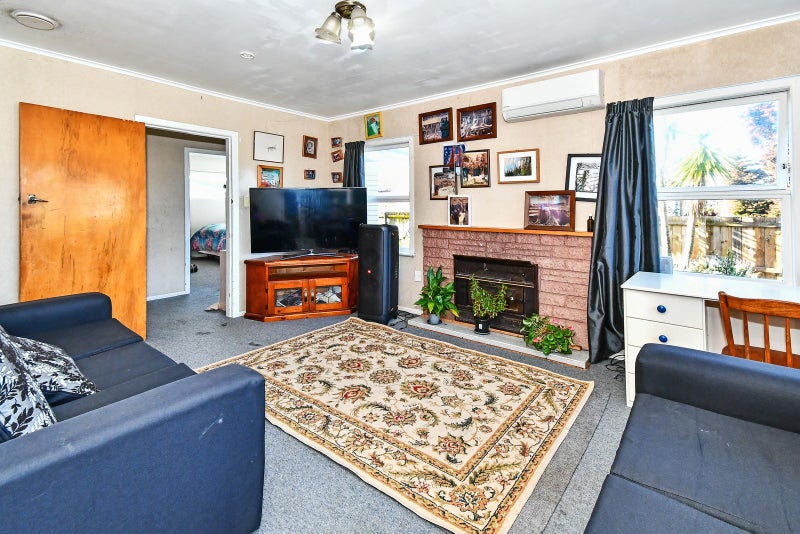 7 Malcolm Place, Mangere East, Auckland - Carousel 2