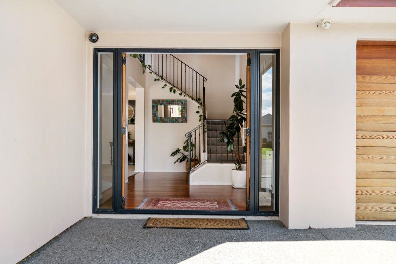 9 Bermuda Drive, Papamoa Beach, Papamoa - Carousel 2