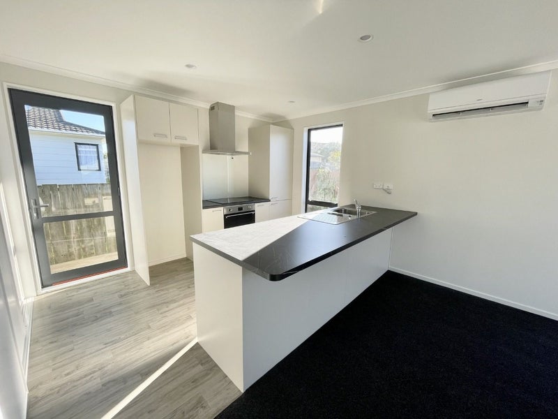 12B Jenkins Place, Manurewa East, Auckland - Carousel 2