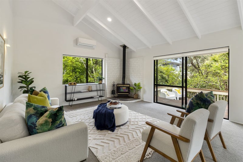 81 Penzance Road, Mairangi Bay, Auckland - Carousel 2