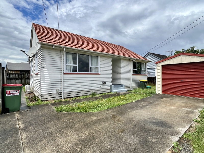 74 Normandy Avenue, Melville, Hamilton - Carousel 2