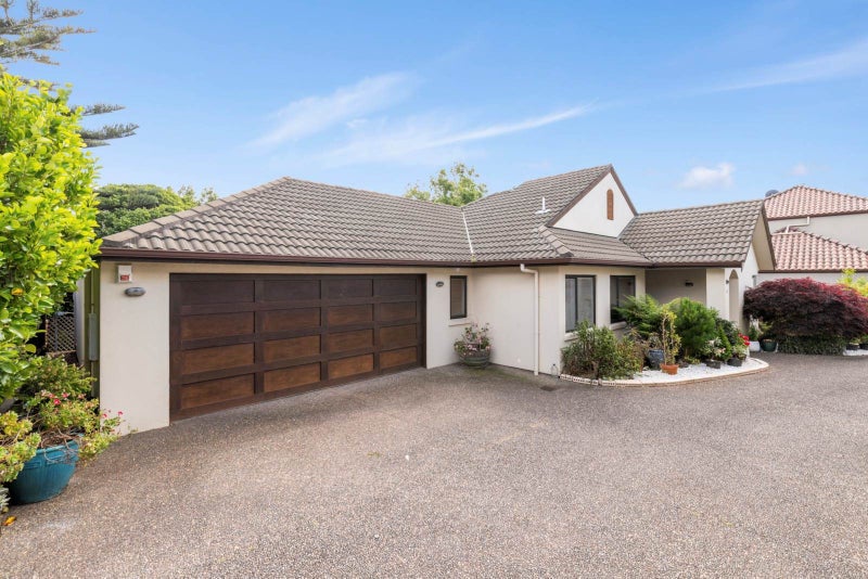 37 Byblos Place, The Gardens, Auckland - Carousel 1