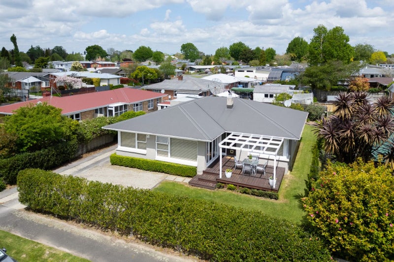 22 Scott Avenue, Hamilton East, Hamilton - Carousel 2