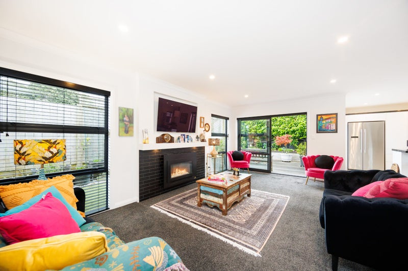 115A James Line, Kelvin Grove, Palmerston North - Carousel 1