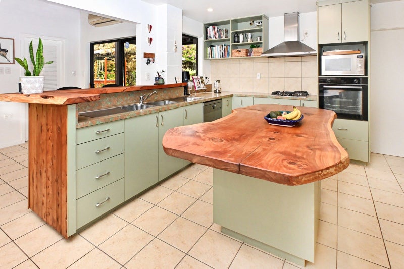 4 Humphreys Gully West, Arahura Valley, Hokitika - Carousel 2