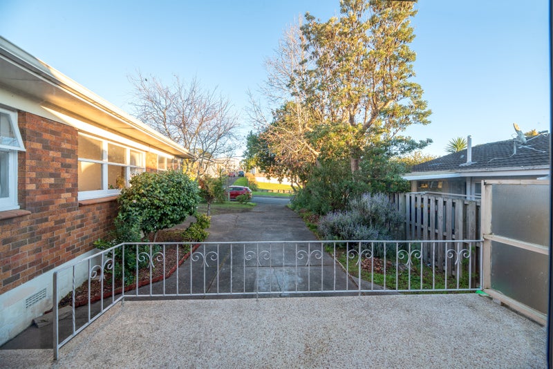 60 Willoughby Avenue, Howick, Auckland - Carousel 2