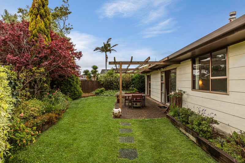 16A Denbigh Avenue, Mount Roskill, Auckland - Carousel 2