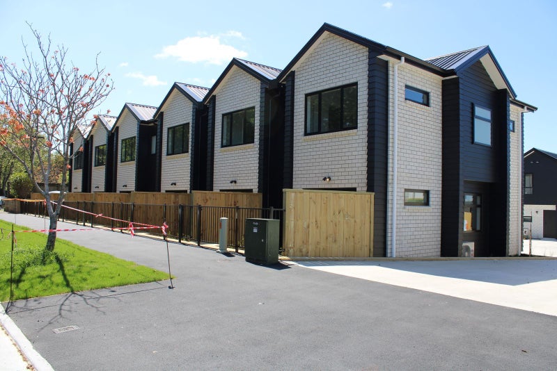 7/14 Ruakiwi Road, Hamilton Lake, Hamilton - Carousel 7