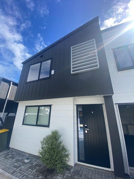 20 Treeway, Sunnyhills, Auckland - Carousel 2