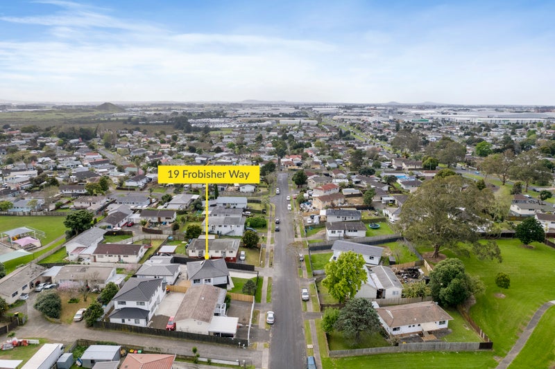 19 Frobisher Way, Clendon Park, Auckland - Carousel 27