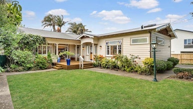 39 Central Avenue, Papatoetoe, Auckland - Carousel 1