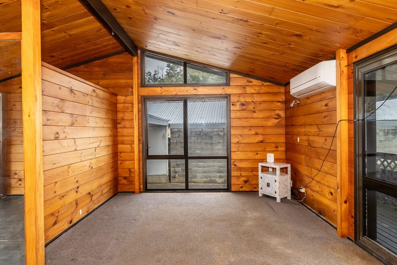 25B Pohutukawa Drive, Pukete, Hamilton - Carousel 2