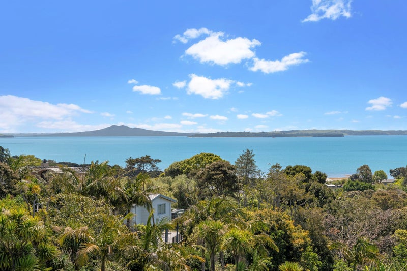 39 Maraetai School Road, Maraetai, Auckland - Carousel 1