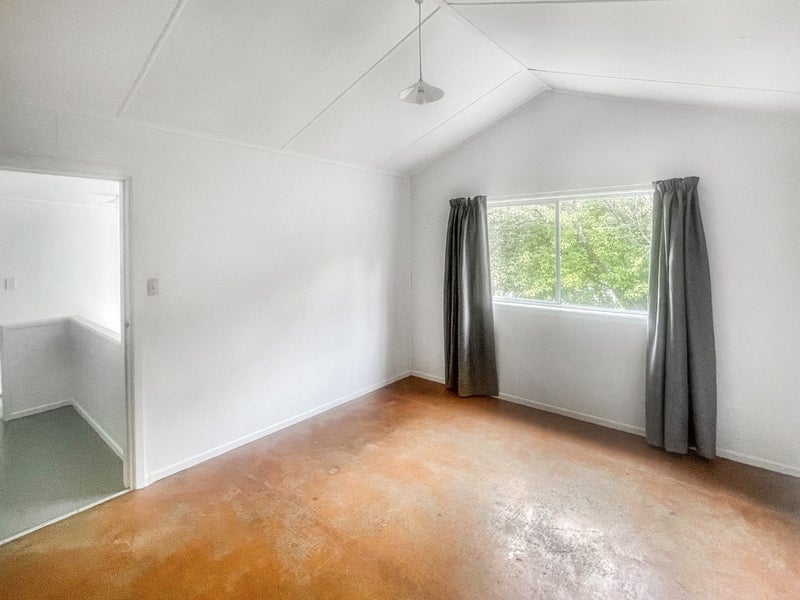 55 Dryden Street, Whataupoko, Gisborne - Carousel 11