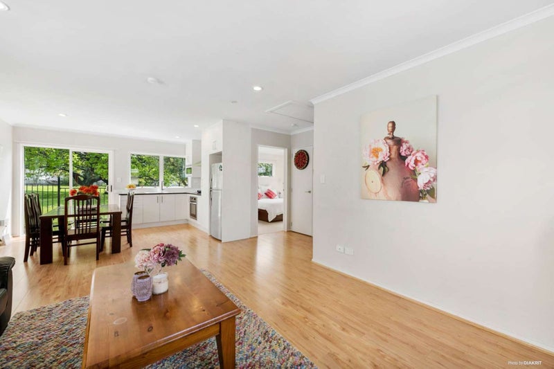 20A Blanche Way, Half Moon Bay, Auckland - Carousel 1