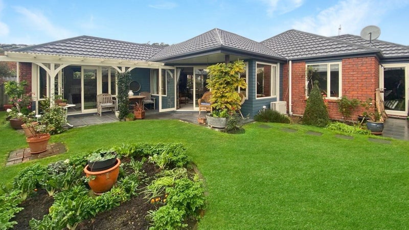 10 Oakview Lane, Cashmere, Christchurch - Carousel 1