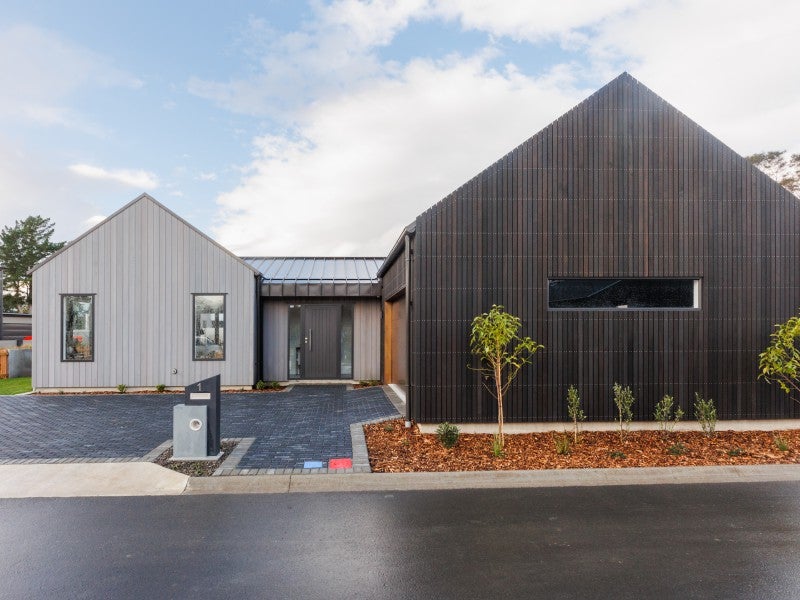 1 Te Ara Lane, Hokowhitu, Palmerston North - Carousel 1
