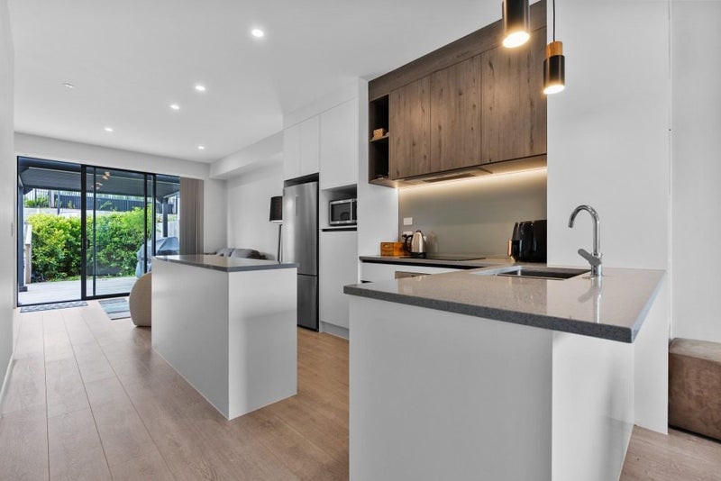 79 Tarapuka Road, Westgate, Auckland - Carousel 1