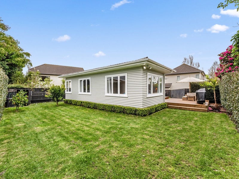 42D Hillside Road, Papatoetoe, Auckland - Carousel 1