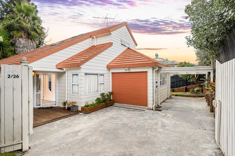 2/26 Beaudine Avenue, Glenfield, Auckland - Carousel 1