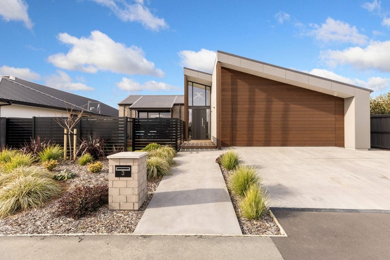 3 Picadilly Avenue, Casebrook, Christchurch - Carousel 1