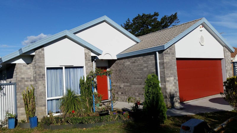 43 Burswood Drive, Burswood, Auckland - Carousel 1