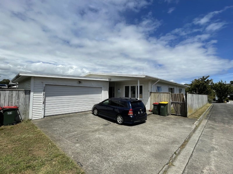 90E Smart Road, Glen Avon, New Plymouth - Carousel 1