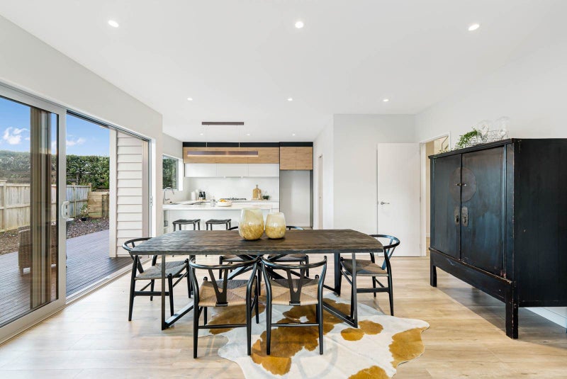 10 Fort Lincoln Loop, Karaka, Papakura - Carousel 2