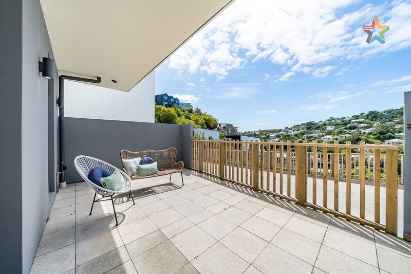 2/65 Tiketike Way, Brooklyn, Wellington - Carousel 8