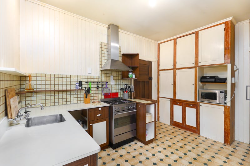 14 Murphy Street, Toi Toi, Nelson - Carousel 2