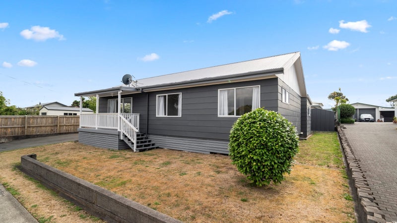 53 Rotokawa Street, Taupō - Carousel 1