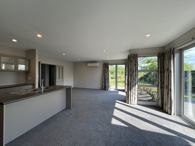 49 Rushmore Drive, Belfast, Christchurch - Carousel 2