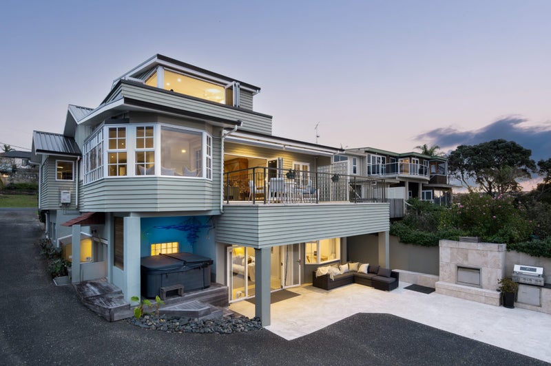 147 Churchill Road, Rothesay Bay, Auckland - Carousel 2
