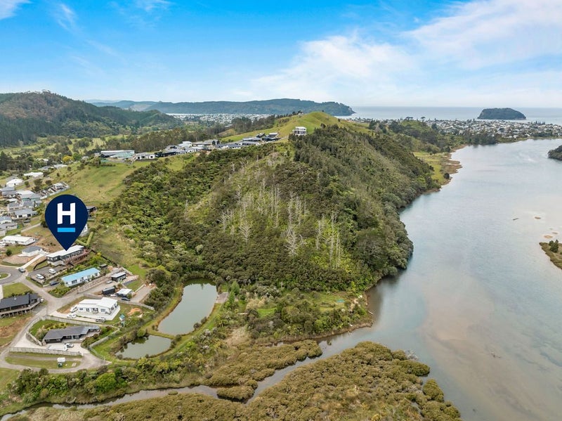135 Rangituia Street, Whangamata - Carousel 2