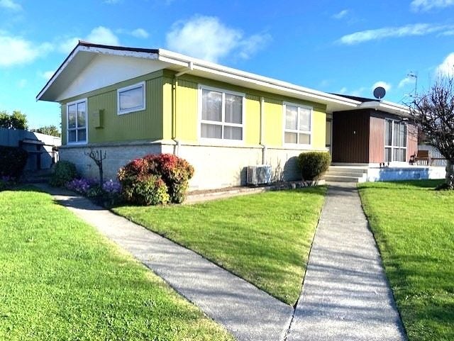 4 Myers Place, Tamatea, Napier - Carousel 2