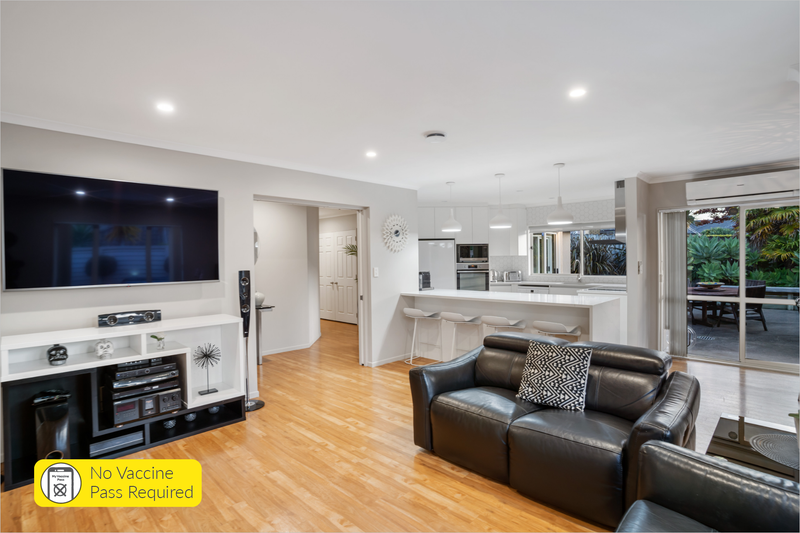 9 Moyrus Crescent, East Tamaki Heights, Auckland - Carousel 2