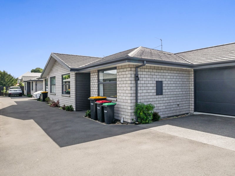 53A Grafton Street, Waltham, Christchurch - Carousel 1