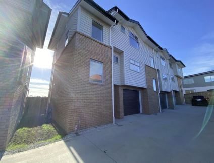 37C Thomas Road, Mangere, Auckland - Carousel 1