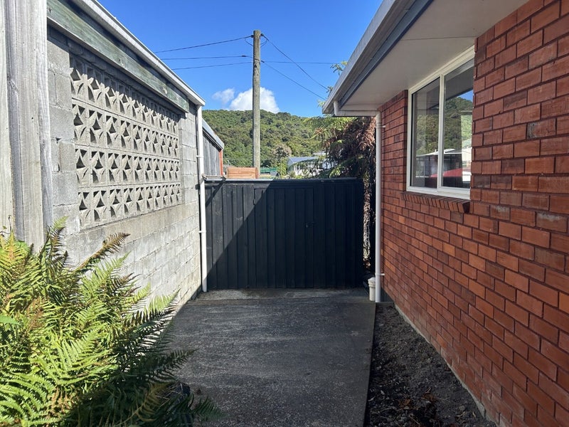 157B Waikawa Road, Picton - Carousel 21