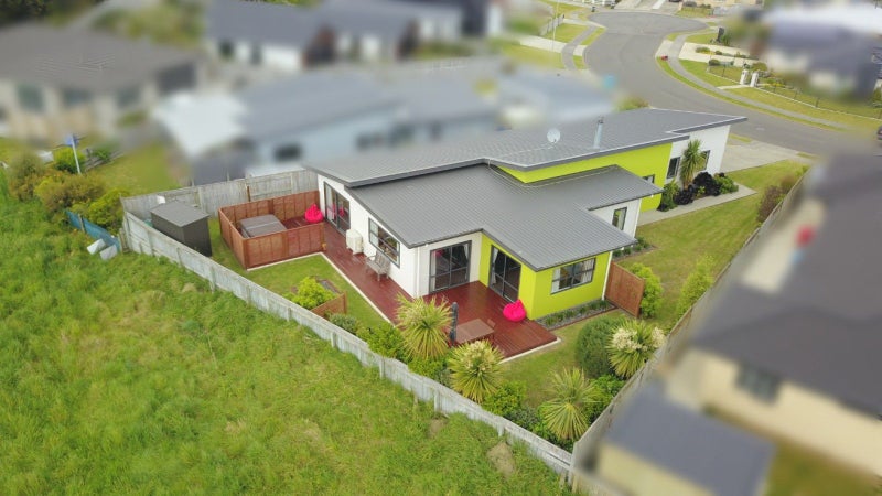 9 Oxnam Place, Foxton Beach, Foxton - Carousel 2
