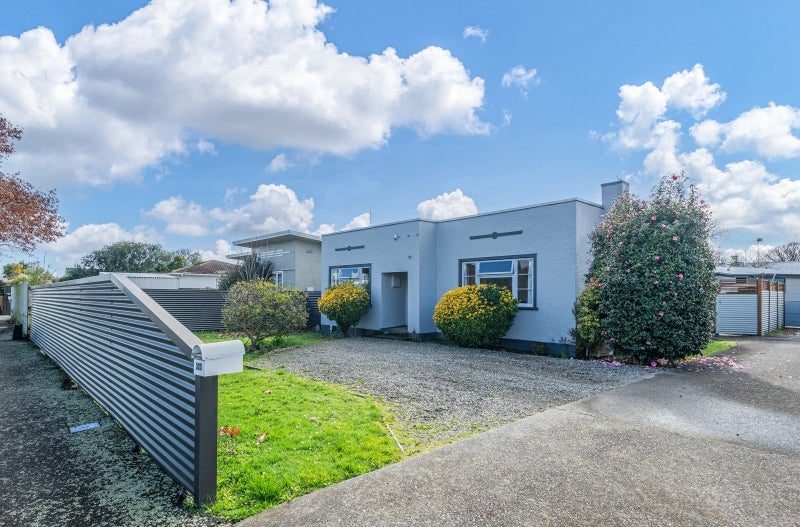 323 Botanical Road, West End, Palmerston North - Carousel 1
