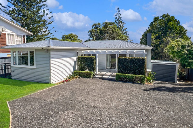 222 Don Buck Road, Massey, Auckland - Carousel 1
