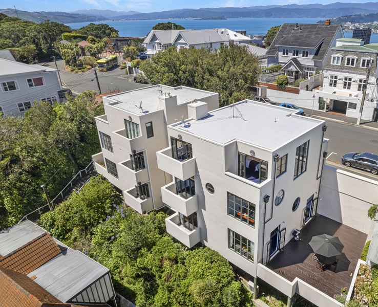 12 Upland Road, Kelburn, Wellington - Carousel 1